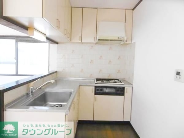 キッチン(お部屋探しは株式会社　タウンハウジング　までお気軽にお問合…)