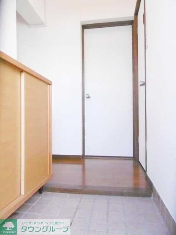 玄関(お部屋探しは株式会社　タウンハウジング　までお気軽にお問合…)