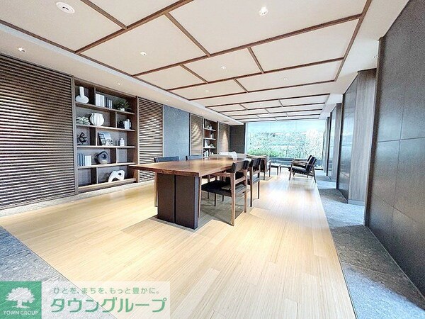 ロビー(部屋探しは株式会社　タウンハウジング　までお気軽にお問合せ…)