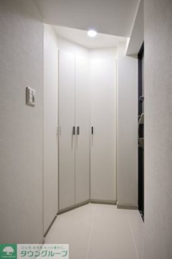 玄関(お部屋探しは株式会社　タウンハウジング　までお気軽にお問合…)