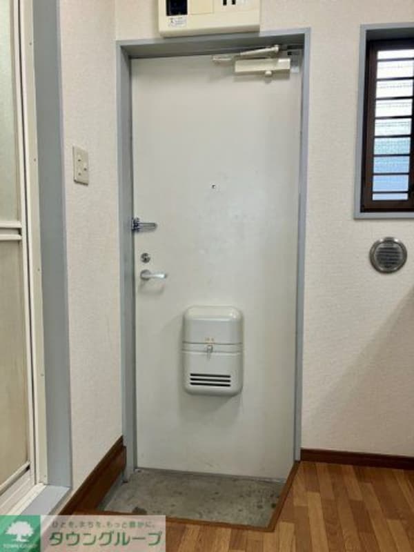 玄関(お部屋探しは株式会社　タウンハウジング　までお気軽にお問合…)