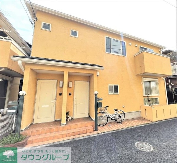 エントランス(部屋探しは株式会社　タウンハウジング　までお気軽にお問合せ…)