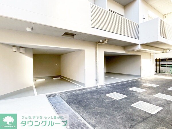 駐車場(部屋探しは株式会社　タウンハウジング　までお気軽にお問合せ…)