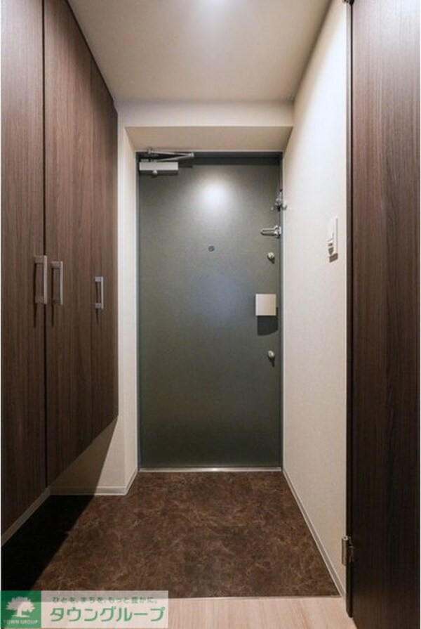 玄関(お部屋探しは株式会社　タウンハウジング　までお気軽にお問合…)
