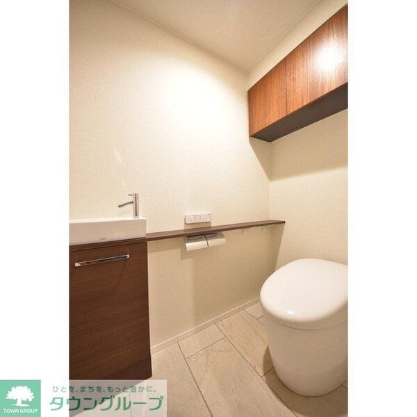 トイレ(お部屋探しは株式会社　タウンハウジング　までお気軽にお問合…)