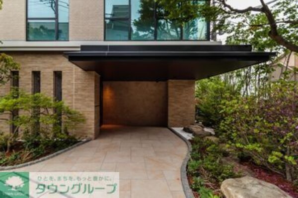 エントランス(エントランス)