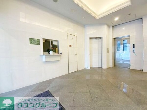 ロビー(部屋探しは株式会社　タウンハウジング　までお気軽にお問合せ…)