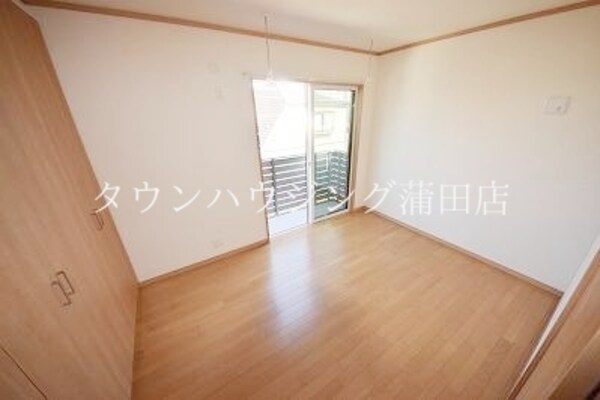 寝室(★収納たっぷり★)