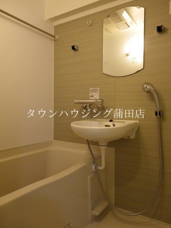 バス／シャワールーム等