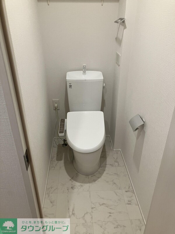 トイレ(★別号室・参考写真★お部屋により色合いが異なります★)