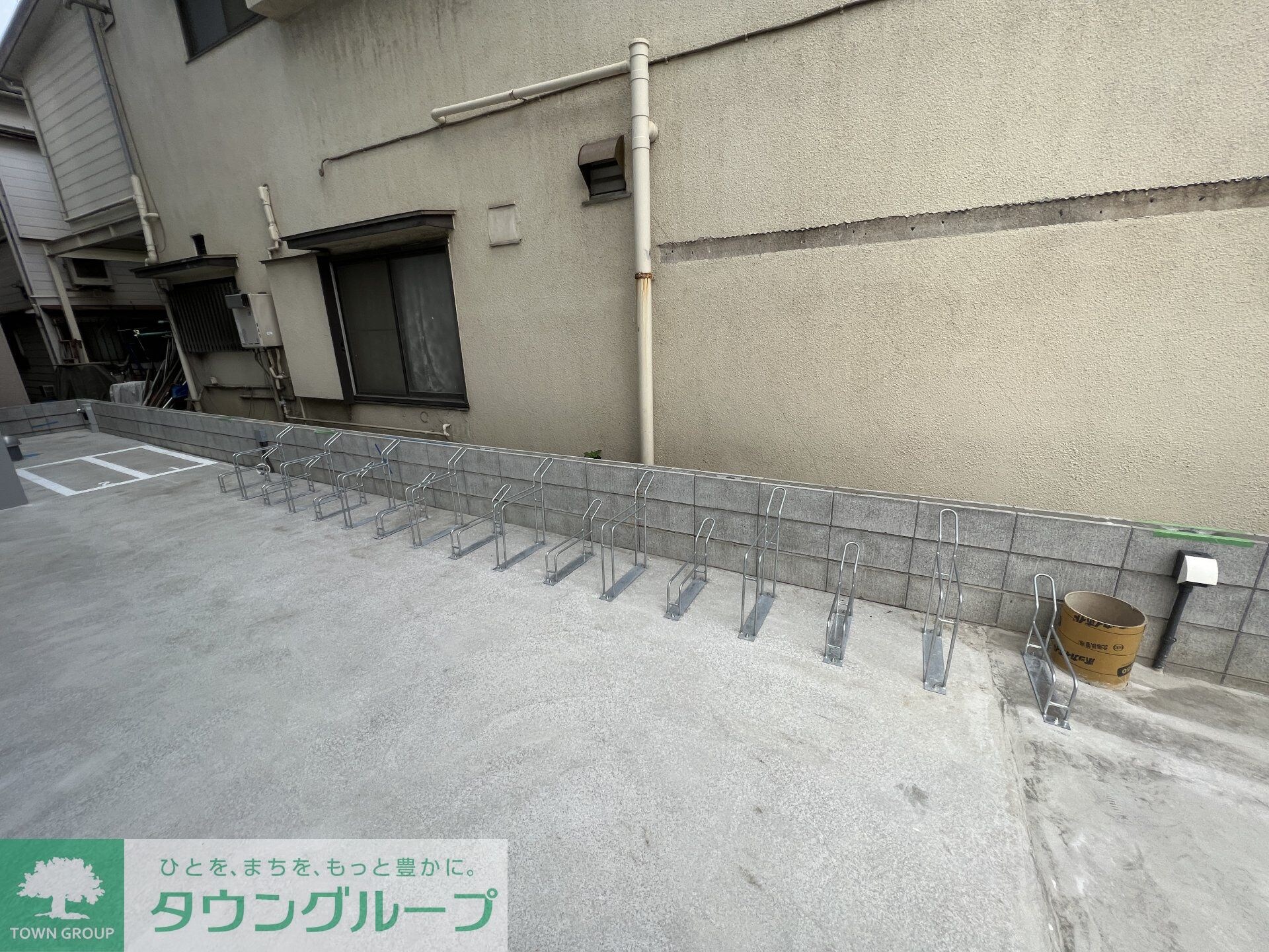 物件内観写真6　(庭)