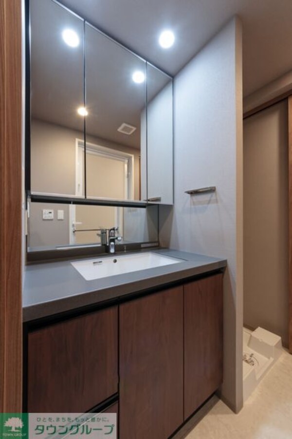 洗面(※写真は同タイプ住戸です。)