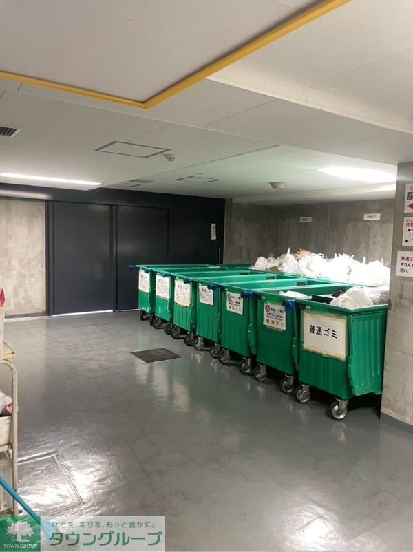 共有部分(★見学可能★平置き駐車場確保済み★)