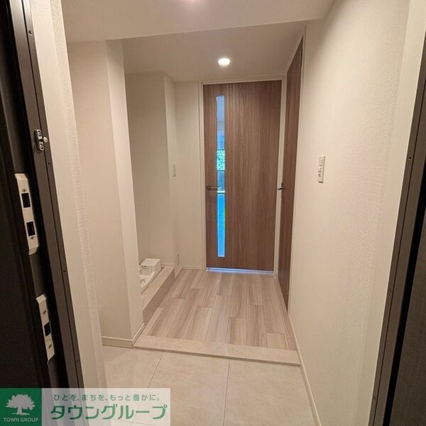 玄関(※写真は同タイプ住戸です。)