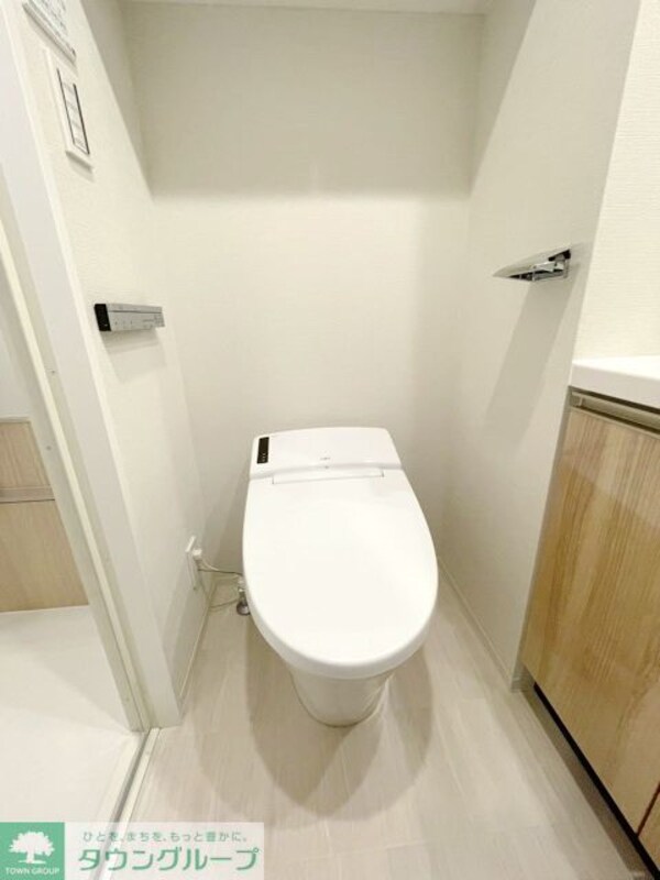 トイレ(※反転タイプ参照)