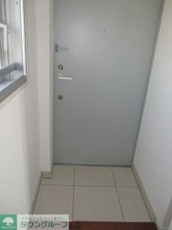 玄関(★タウンハウジング東京取り扱い物件★)