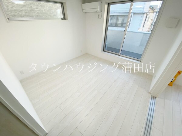 寝室(★白色ベースで明るいお部屋です★)