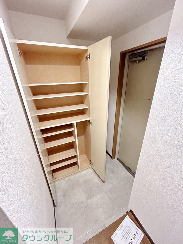 玄関(玄関)