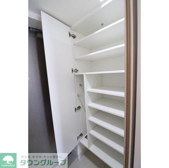 物件内観写真13　(シューズボックス)