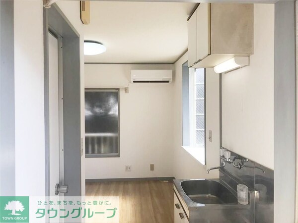 玄関(リビング/居室)