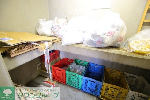 物件内観写真7　(ゴミ捨て場)