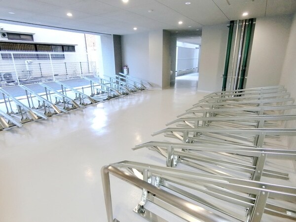 駐車場(★駐輪場、バイク置き場★)