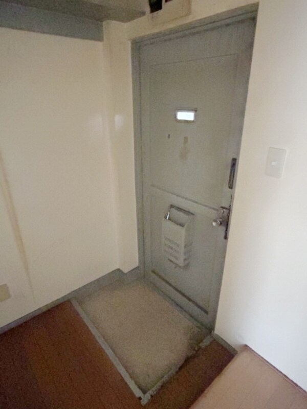 玄関(別部屋参考写真)