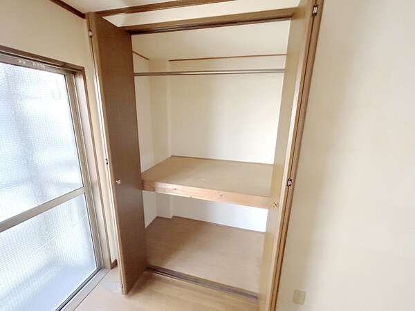 収納(別部屋参考写真)
