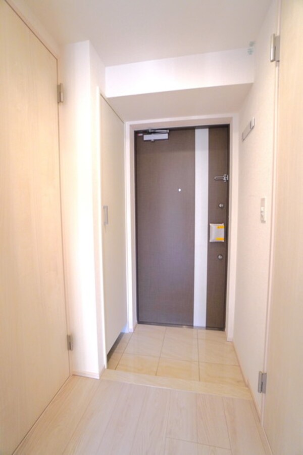玄関(※写真は同タイプ住戸です。)