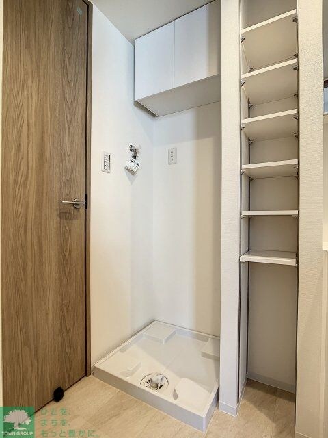 物件内観写真27　(室内洗濯機置場)