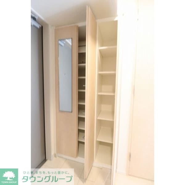 設備(シューズボックス)