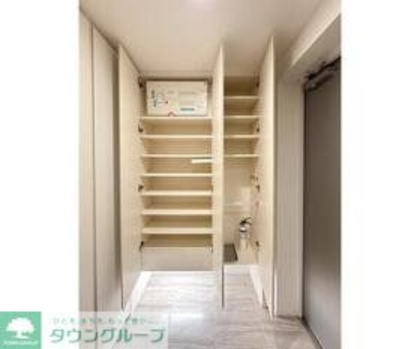 収納(お問合せは(株)タウンハウジング東京へ)