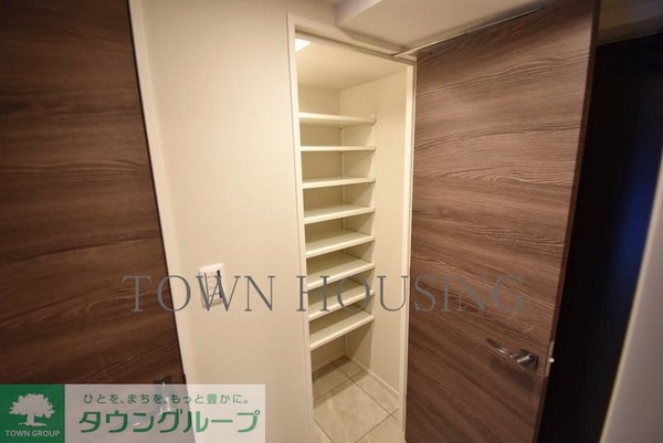 収納(お問合せは(株)タウンハウジング東京へ)