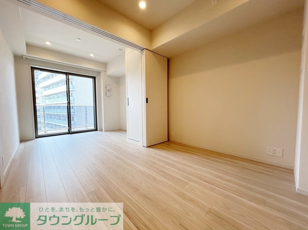 リビング・居室(LDK　約9.5帖　洋室5.0帖)