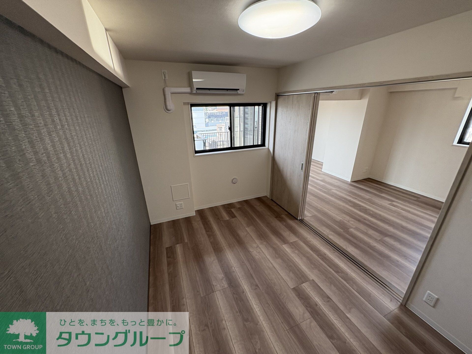 物件内観写真16　(リビング/居室)