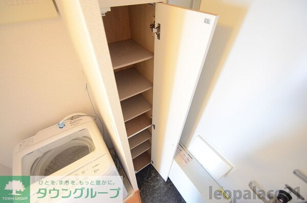 玄関(同タイプの間取り撮影につき実際の物件とは異なる場合があります)