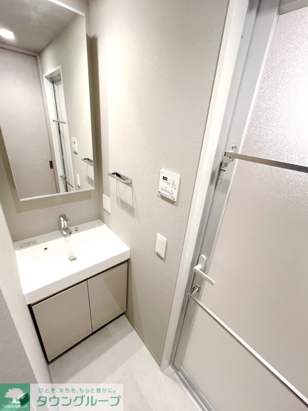 洗面(お問合せは(株)タウンハウジング東京赤坂店へ)