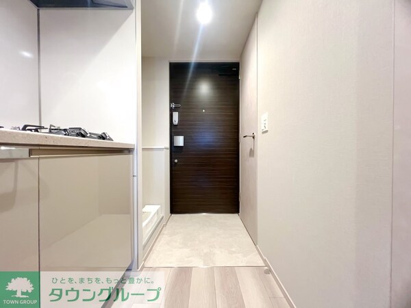 玄関(お問合せは(株)タウンハウジング東京赤坂店へ)