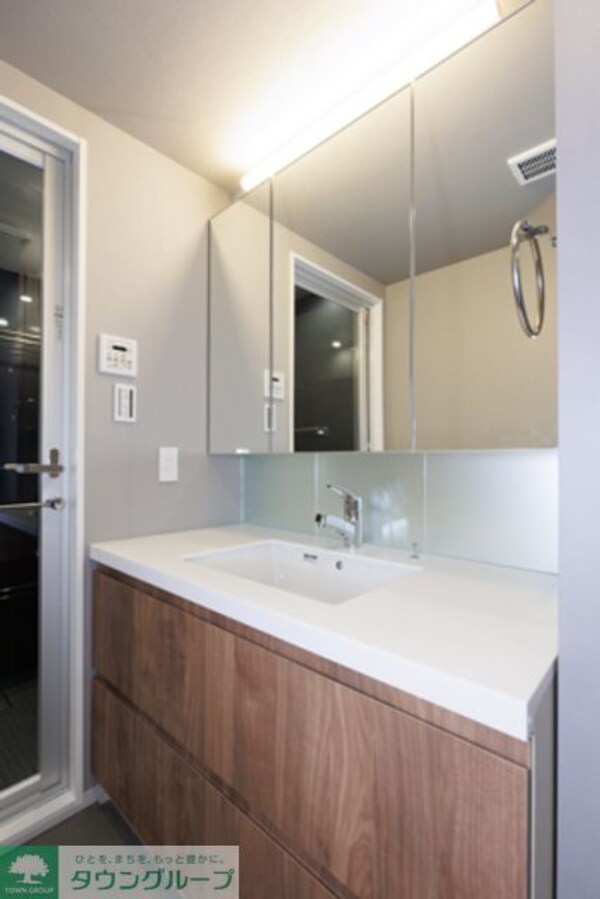 洗面(※写真は同タイプ住戸です。)