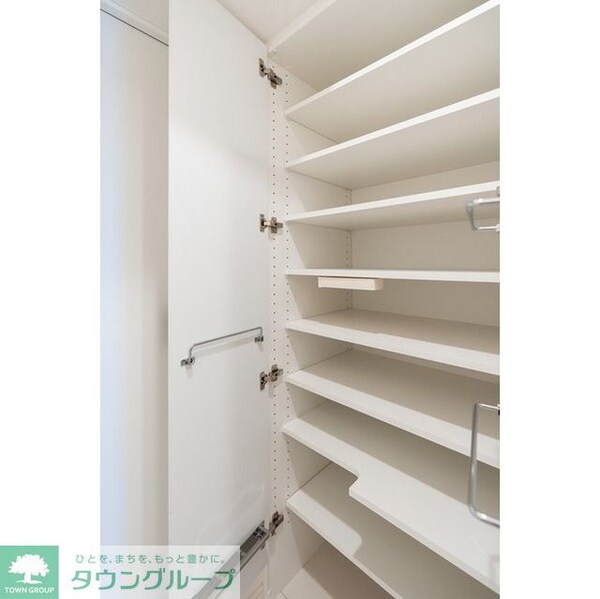 設備(シューズボックス)