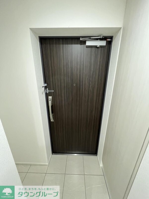 玄関(リビング/居室)