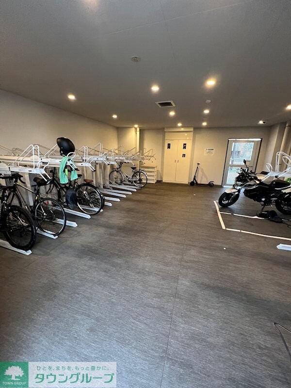 駐車場(駐車場)