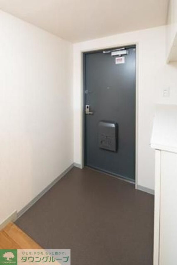 玄関(※写真は同タイプ住戸です。)