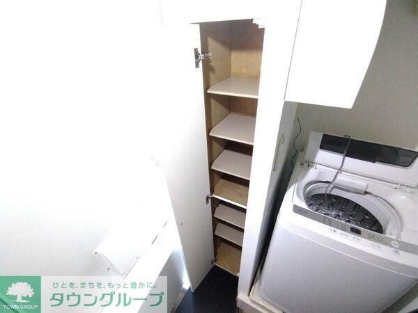 玄関(下駄箱)