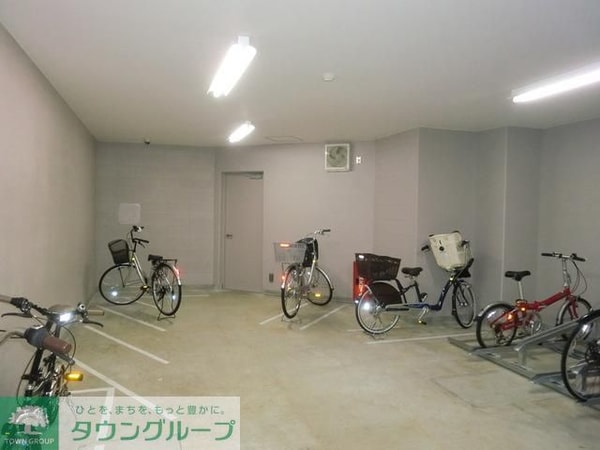 その他(★自転車は建物内で雨でも大丈夫です★)