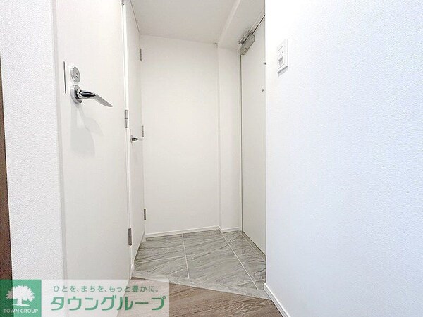 玄関(お部屋探しは株式会社　タウンハウジング　までお気軽にお問合…)