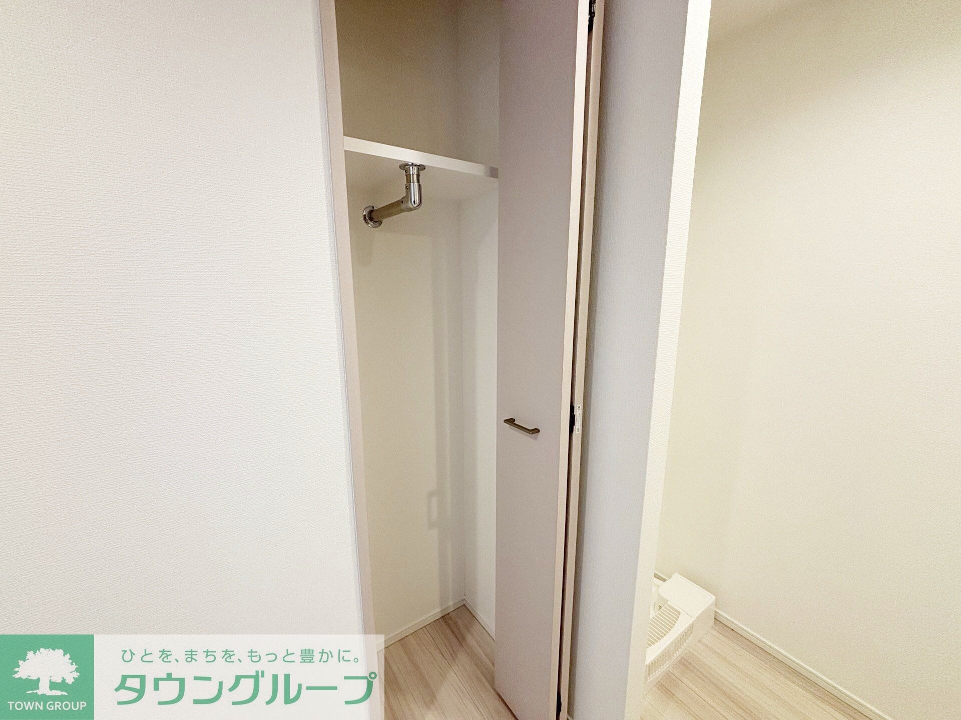 物件内観写真16　(収納)