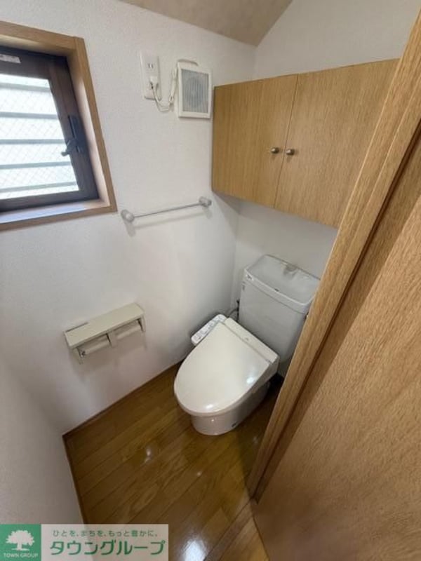トイレ(お部屋探しは株式会社　タウンハウジング　までお気軽にお問合…)