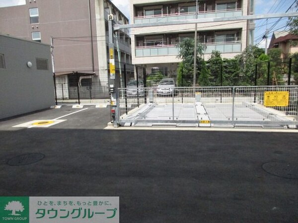 駐車場(2015年9月撮影)