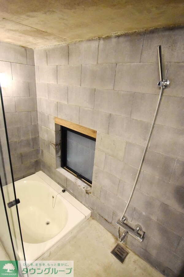 バス／シャワールーム等(バス／シャワールーム等)